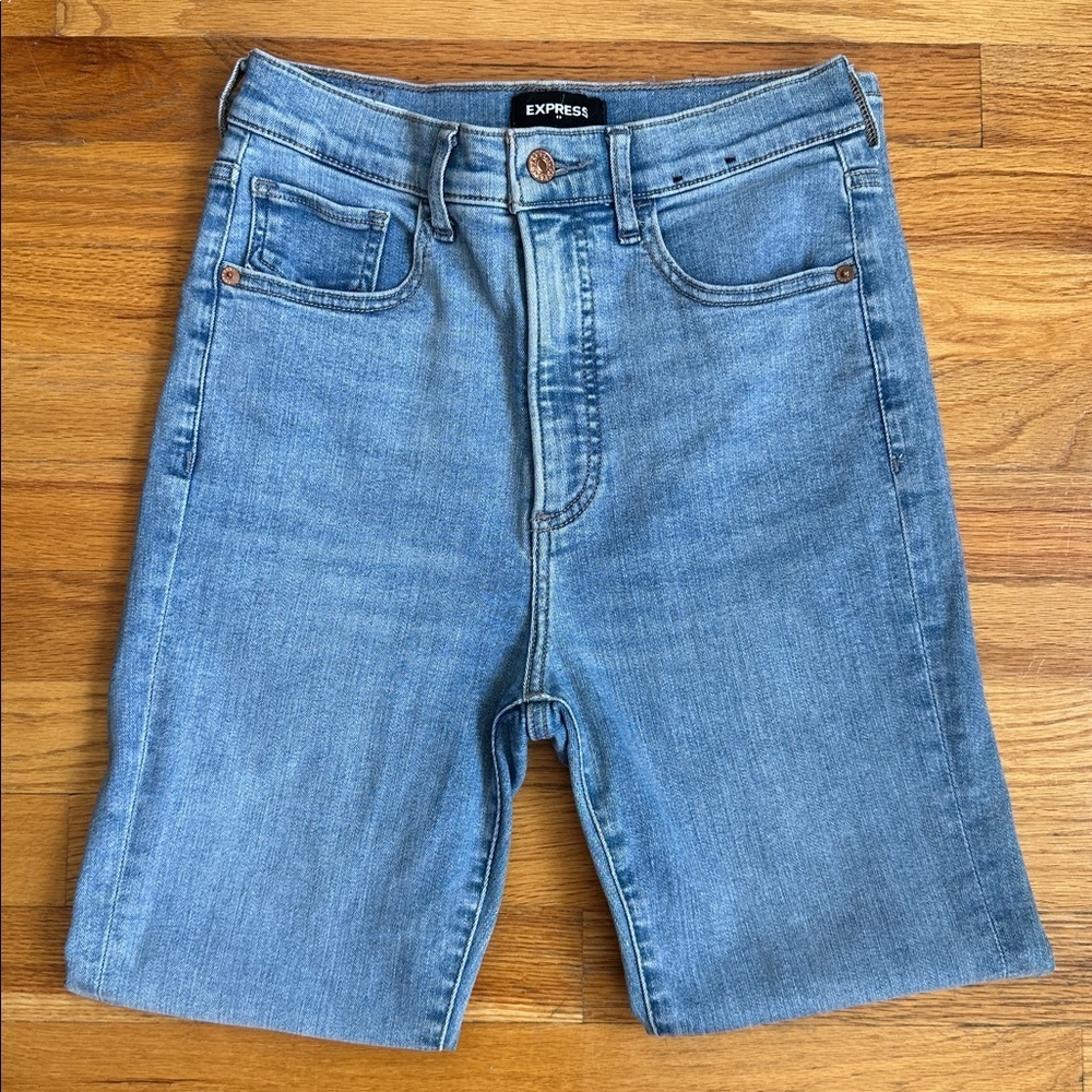Express Light Blue Women's Super High Rise Straight Leg Jeans
